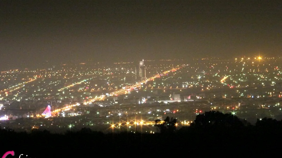 臺中都會公園夜景長曝光城市燈海