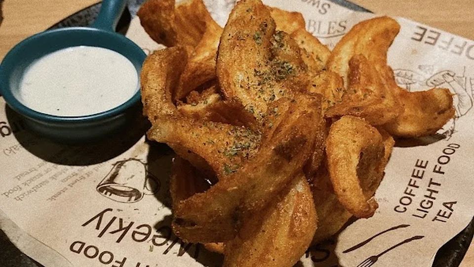 到港HAVEN 餐酒館 台中西區 西區餐酒館、無酒單酒吧店家實拍照片